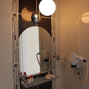 Camera tripla comfort